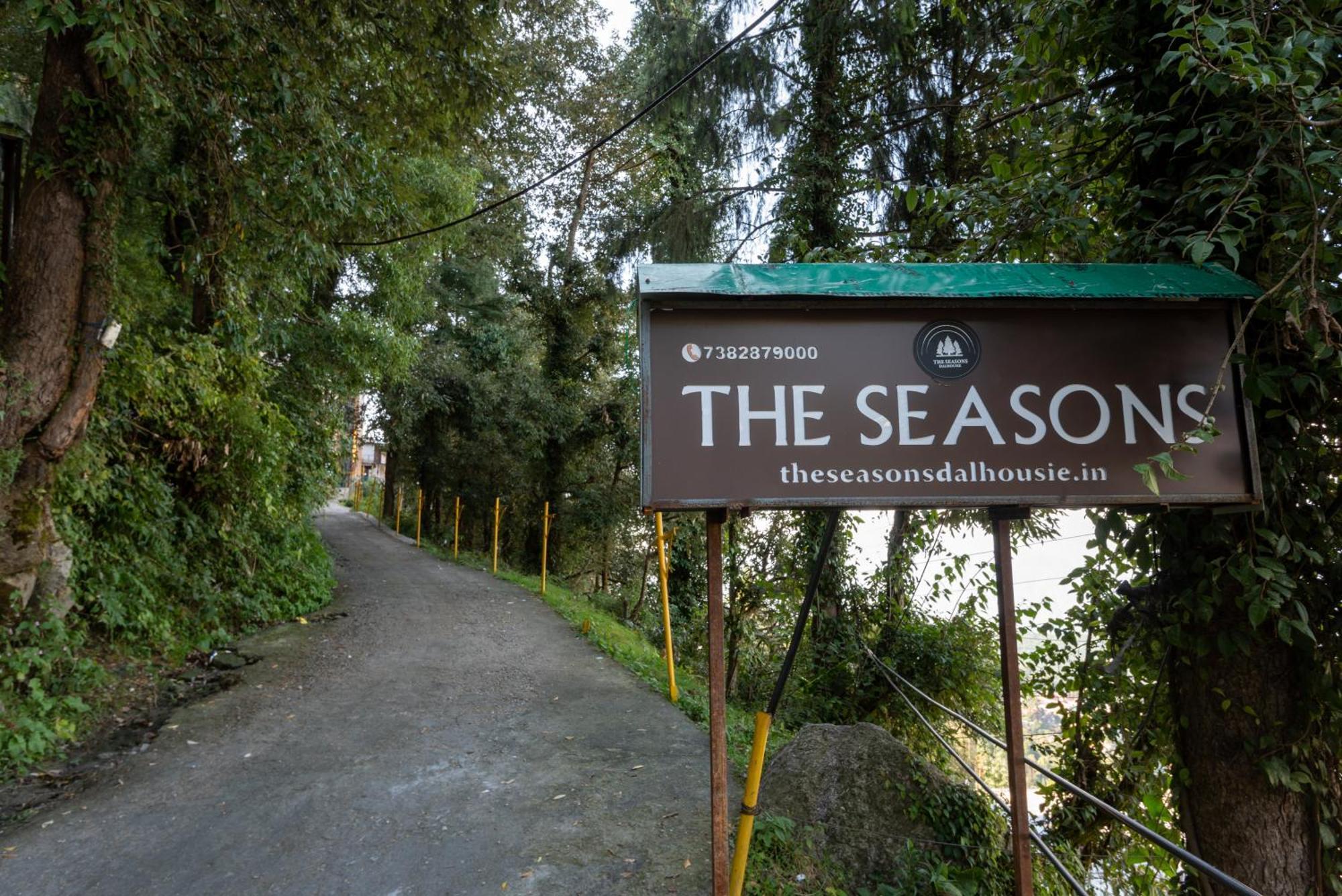 The Seasons Dalhousie - Best Valley View & Mountain View Hotel In Dalhousie Exterior photo