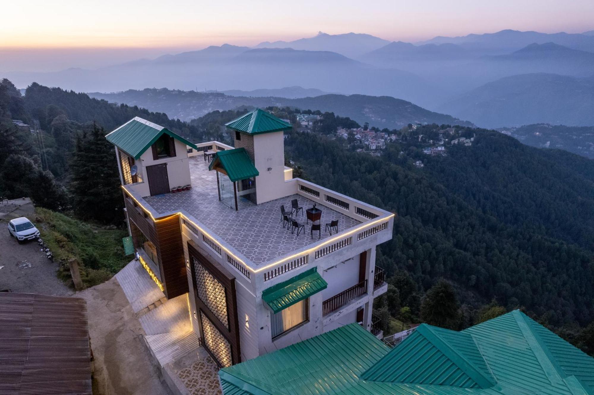 The Seasons Dalhousie - Best Valley View & Mountain View Hotel In Dalhousie Exterior photo
